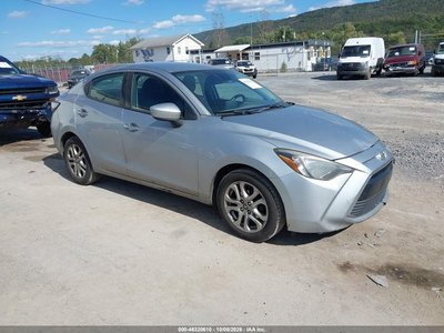3MYDLBYV5HY****** 2017 Toyota Yaris