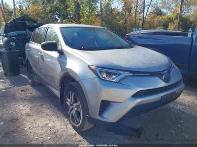 2T3ZFREVXJW****** 2018 Toyota RAV4