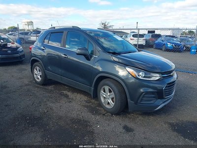 3GNCJLSB8JL****** 2018 Chevrolet Trax