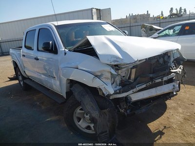 5TFJU4GNXFX****** 2015 Toyota Tacoma