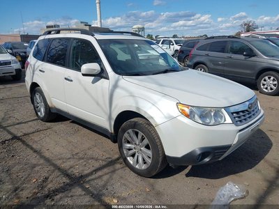 JF2SHACC5BG****** 2011 Subaru Forester