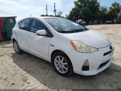 JTDKDTB38E1****** 2014 Toyota Prius C