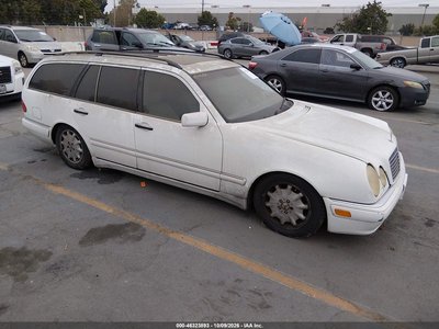 WDBJH65F1XA****** 1999 Mercedes-Benz E 320