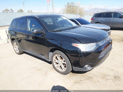 JA4AD3A32EZ****** 2014 Mitsubishi Outlander