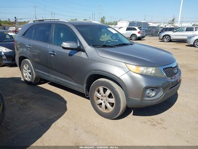 5XYKT3A19BG****** 2011 Kia Sorento