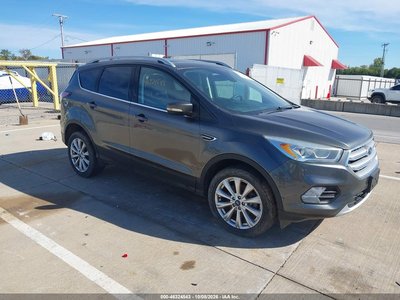 1FMCU9JD2HU****** 2017 Ford Escape