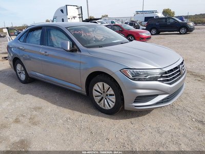 3VWN57BUXLM****** 2020 Volkswagen Jetta