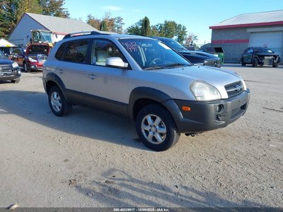 KM8JN72D55U****** 2005 Hyundai Tucson