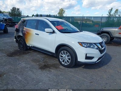 KNMAT2MV2HP****** 2017 Nissan Rogue