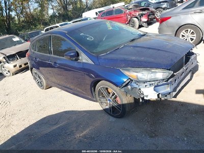 1FADP3L92GL****** 2016 Ford Focus