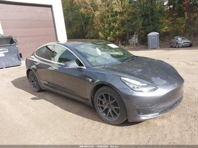 5YJ3E1EBXJF****** 2018 Tesla Model 3