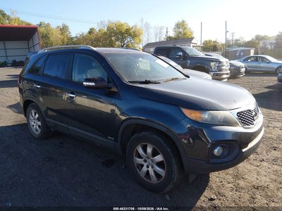5XYKTCA61DG****** 2013 Kia Sorento