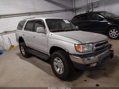 JT3HN86R5Y0****** 2000 Toyota 4Runner