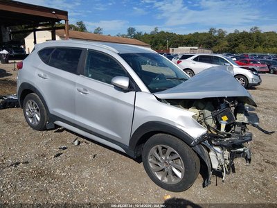 KM8J3CA41JU****** 2018 Hyundai Tucson