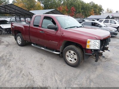 1GCRKSE70DZ****** 2013 Chevrolet Silverado 1500