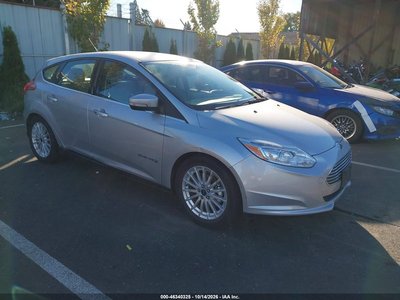 1FADP3R44HL****** 2017 Ford Focus