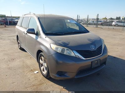 5TDKK3DC7BS****** 2011 Toyota Sienna