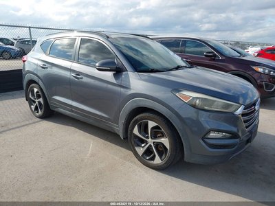 KM8J33A21GU****** 2016 Hyundai Tucson