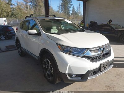 2HKRW2H98HH****** 2017 Honda CR-V