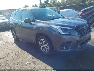 JF2SKADC0RH****** 2024 Subaru Forester