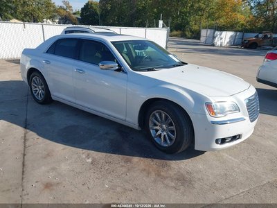 2C3CCAET9EH****** 2014 Chrysler 300
