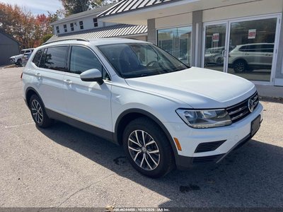 3VV2B7AX5LM****** 2020 Volkswagen Tiguan