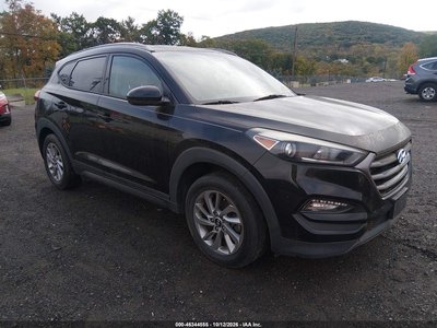 KM8J3CA42GU****** 2016 Hyundai Tucson