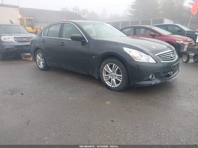 JN1CV6AR9FM****** 2015 Infiniti Q40
