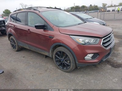 1FMCU9GD6JU****** 2018 Ford Escape