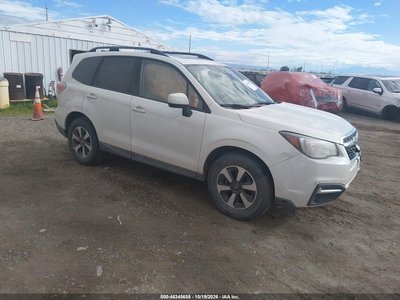 JF2SJAEC4JH****** 2018 Subaru Forester