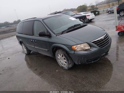 2A4GP54L27R****** 2007 Chrysler Town & Country