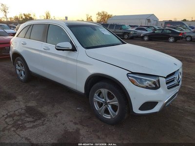 WDC0G4KB5JV****** 2018 Mercedes-Benz Glc 300