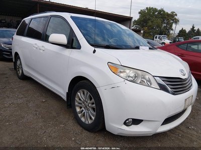 5TDYK3DC4DS****** 2013 Toyota Sienna