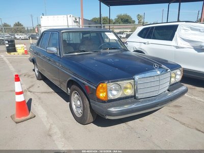 WDBAB23A5DB****** 1983 Mercedes-Benz 200 Series