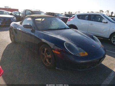 WP0CA2980YU****** 2000 Porsche Boxster
