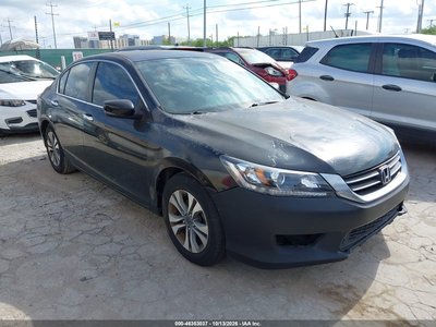 1HGCR2F34DA****** 2013 Honda Accord