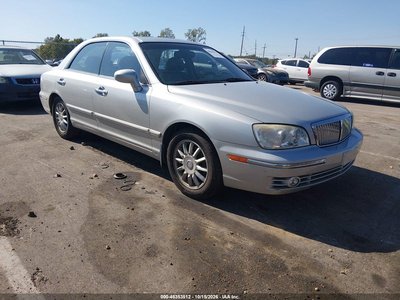 KMHFU45E35A****** 2005 Hyundai XG