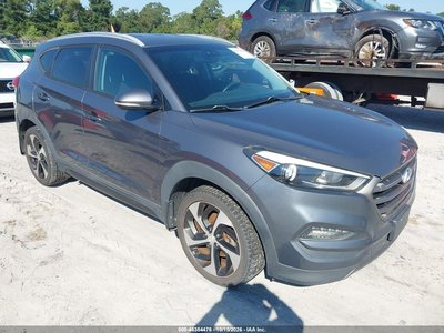 KM8J3CA26GU****** 2016 Hyundai Tucson