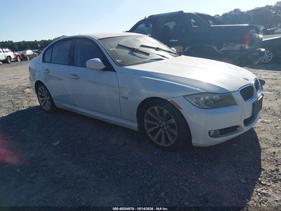WBAPH5C54BA****** 2011 BMW 3 Series
