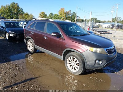 5XYKU4A21BG****** 2011 Kia Sorento