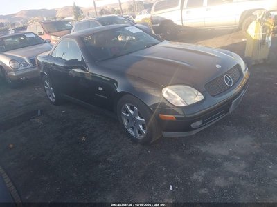 WDBKK47F0XF****** 1999 Mercedes-Benz SLK-Class