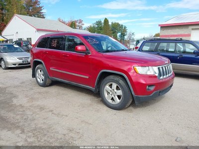 1J4RR4GG0BC****** 2011 Jeep Grand Cherokee