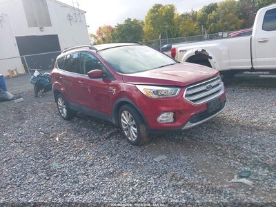 1FMCU9HD6KU****** 2019 Ford Escape