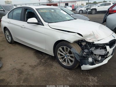 WBA8A3C5XJA****** 2018 BMW 3 Series