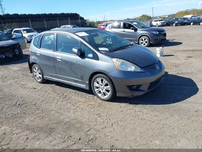 JHMGE8H56BC****** 2011 Honda Fit