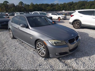 WBAPH5G54BN****** 2011 BMW 3 Series