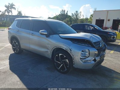 JA4J3TA8XNZ****** 2022 Mitsubishi Outlander