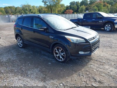 1FMCU9J98GU****** 2016 Ford Escape