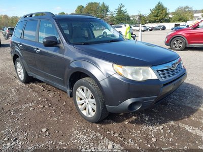 JF2SHADC5CH****** 2012 Subaru Forester