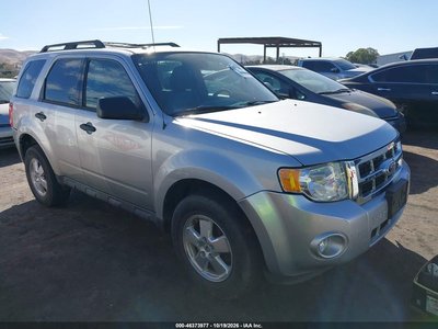 1FMCU9DG3BK****** 2011 Ford Escape